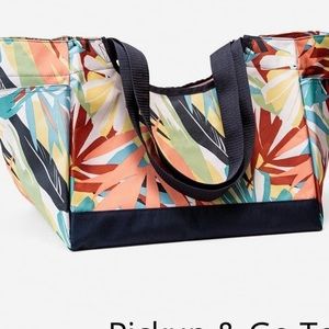 NWT Thirty-One Pickup & Go Tote